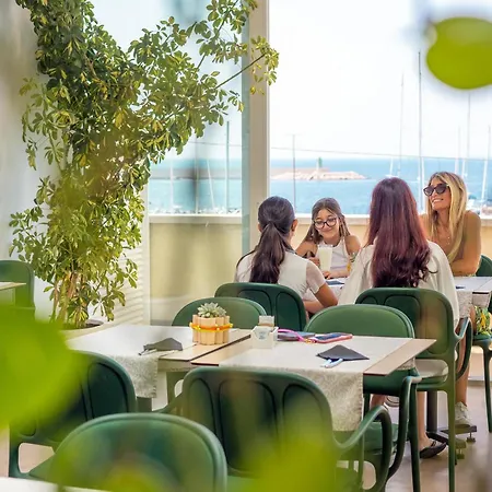 Xilhotel By Perle Di Puglia Отель